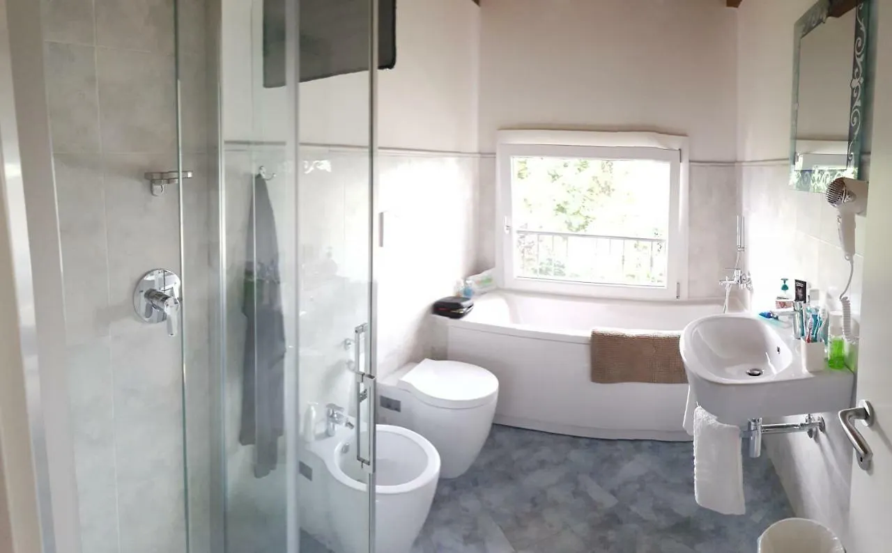 Cherry House B&B Polinago 0*,  Italy